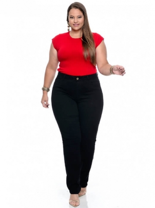 Calça Plus Size Skinny Preta Bolso Bordado