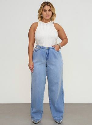 Calça Plus Size Straight Jeans Azul Claro