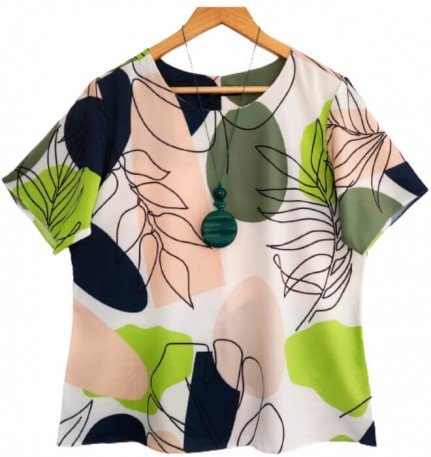 Blusa Feminina Plus Size Floral Verde